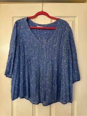 Sky Blue V-Neck Tunic with White Speckle Print